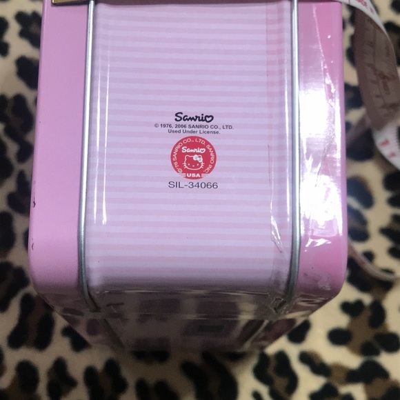 2006 SANRIO Hello Kitty & My Melody PEZ Metal Pink Lunch Box Vintage Hearts Cute - Picture 7 of 11